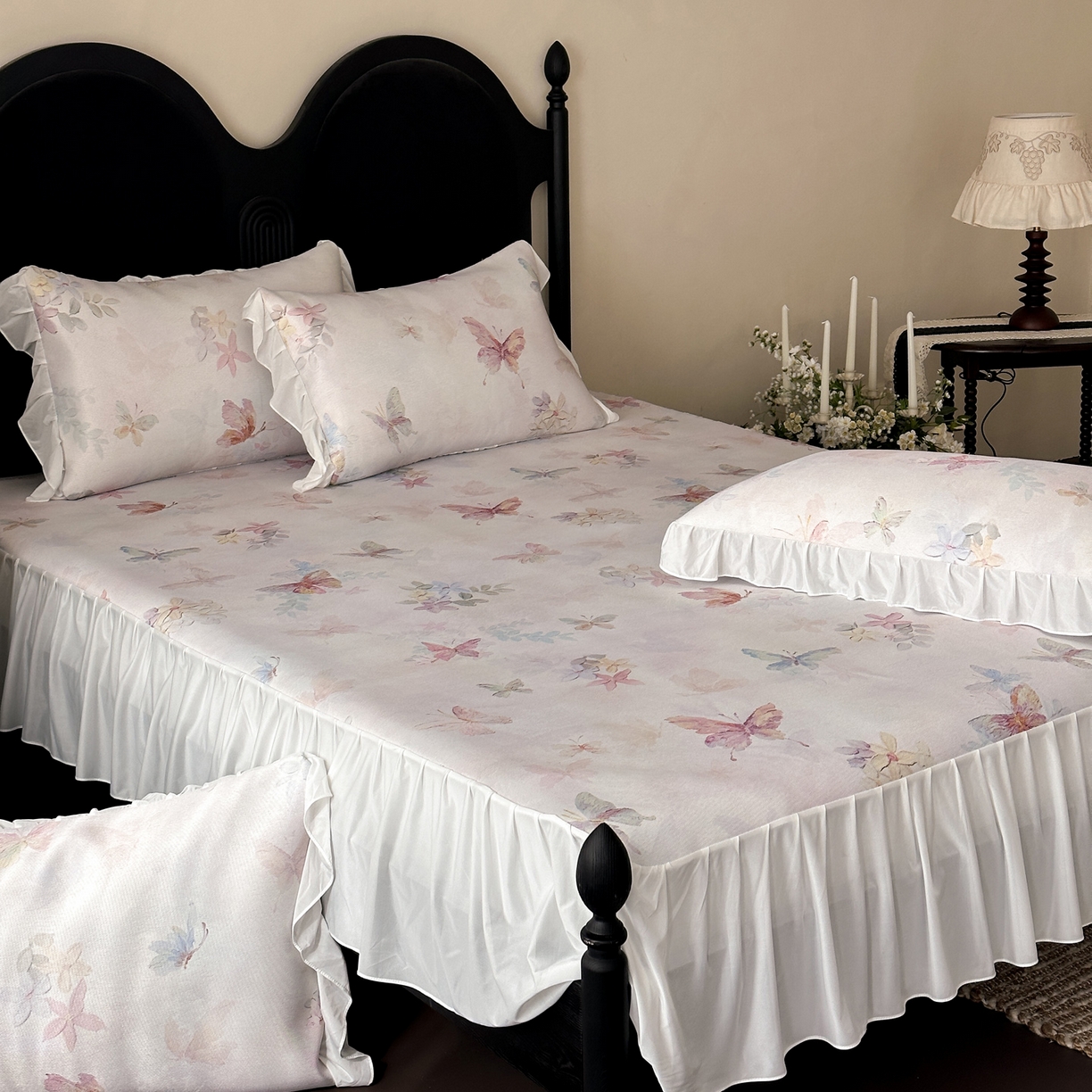 91家纺网 家纺一手货源 找家纺 三味舒屋 2026新款法式花庭系列冰丝席床裙款凉席席子 欧若拉