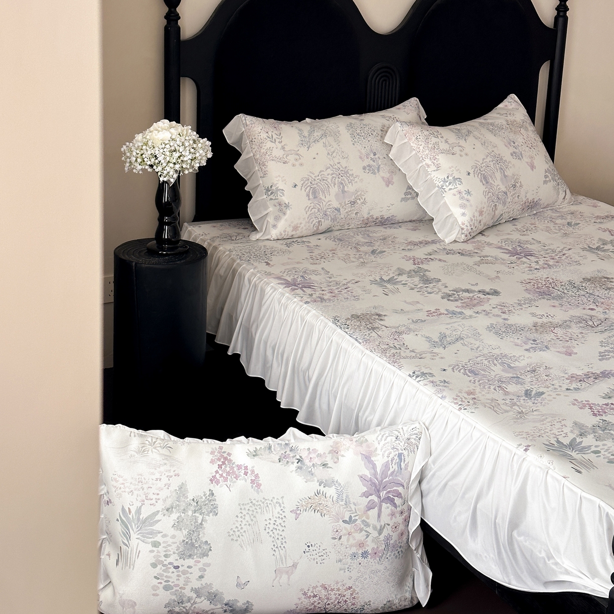 91家纺网 家纺一手货源 找家纺 三味舒屋 2026新款法式花庭系列冰丝席床裙款凉席席子 圣托里里