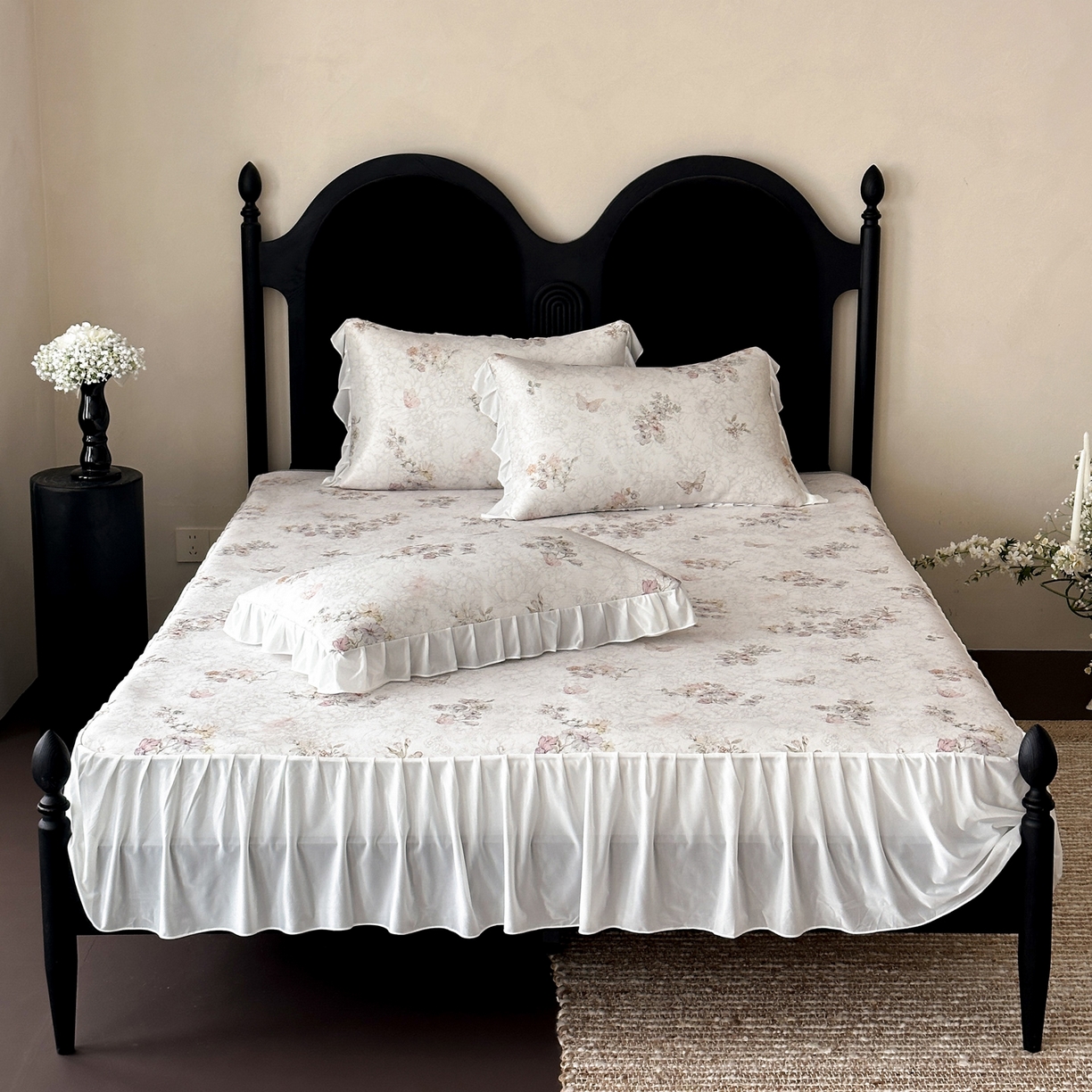 91家纺网 家纺一手货源 找家纺 三味舒屋 2026新款法式花庭系列冰丝席床裙款凉席席子 娜塔莎