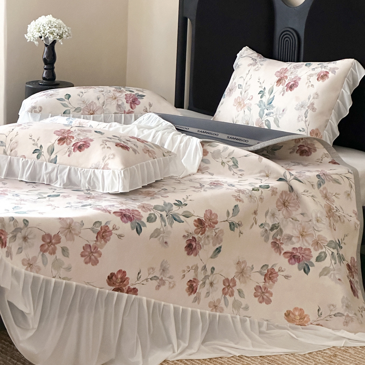 91家纺网 家纺一手货源 找家纺 三味舒屋 2026新款法式花庭系列冰丝席床裙款凉席席子 瑰丽庄园