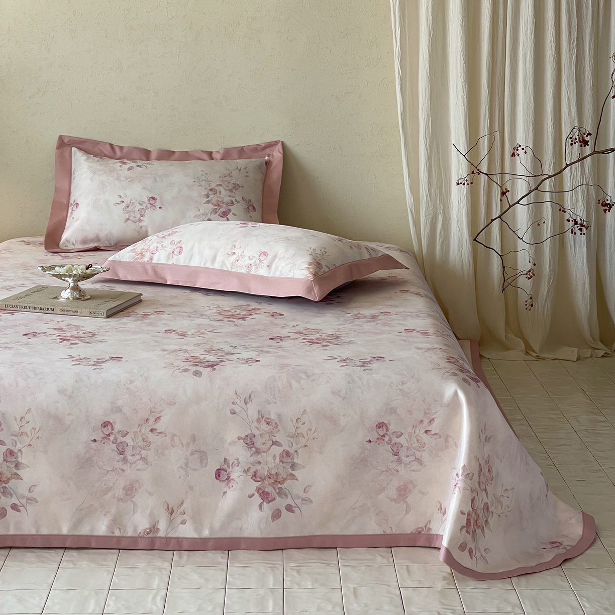 91家纺网 家纺一手货源 找家纺 三味舒屋 2026新款慕奢系列床单冰丝席凉席席子 粉黛