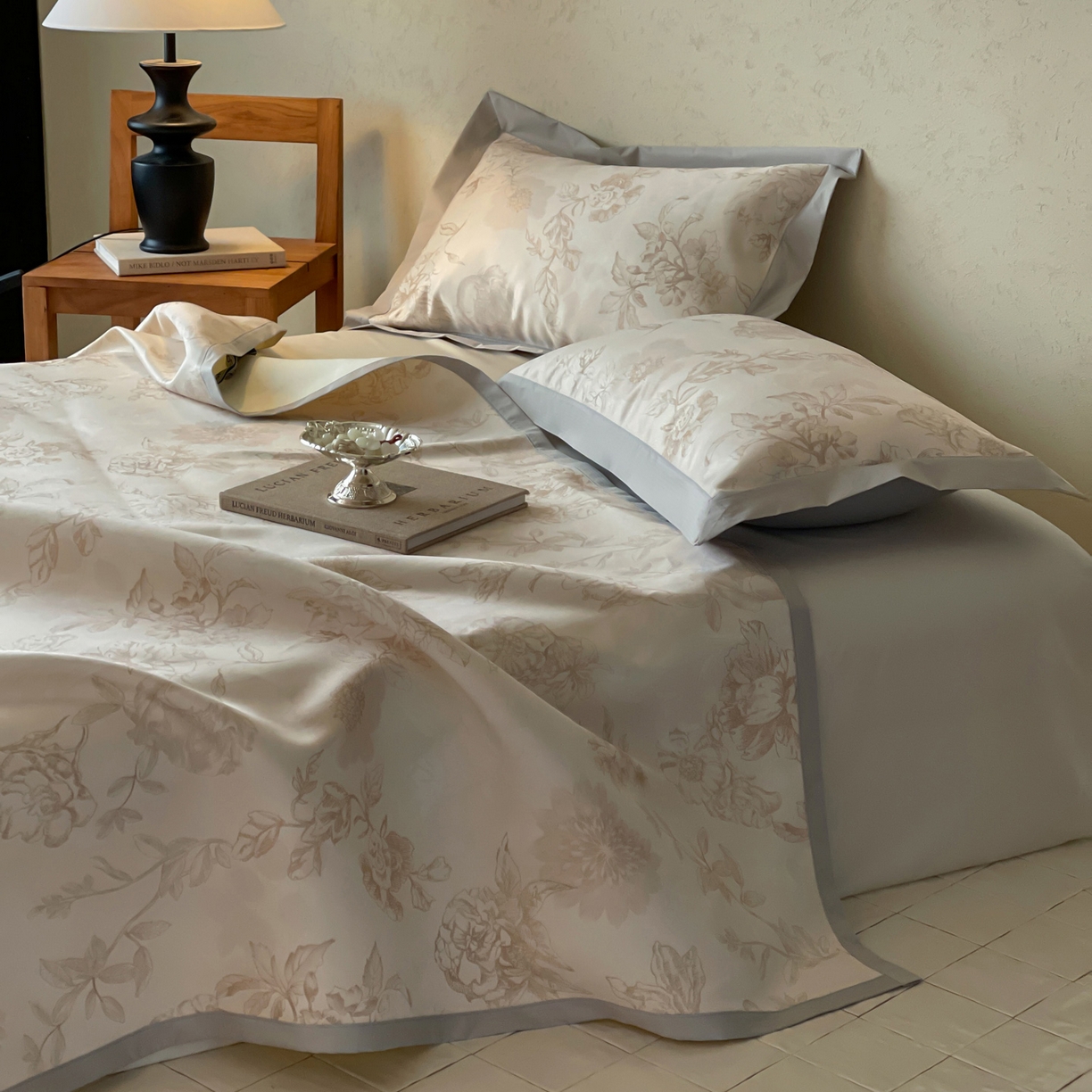 91家纺网 家纺一手货源 找家纺 三味舒屋 2026新款慕奢系列床单冰丝席凉席席子 金枝