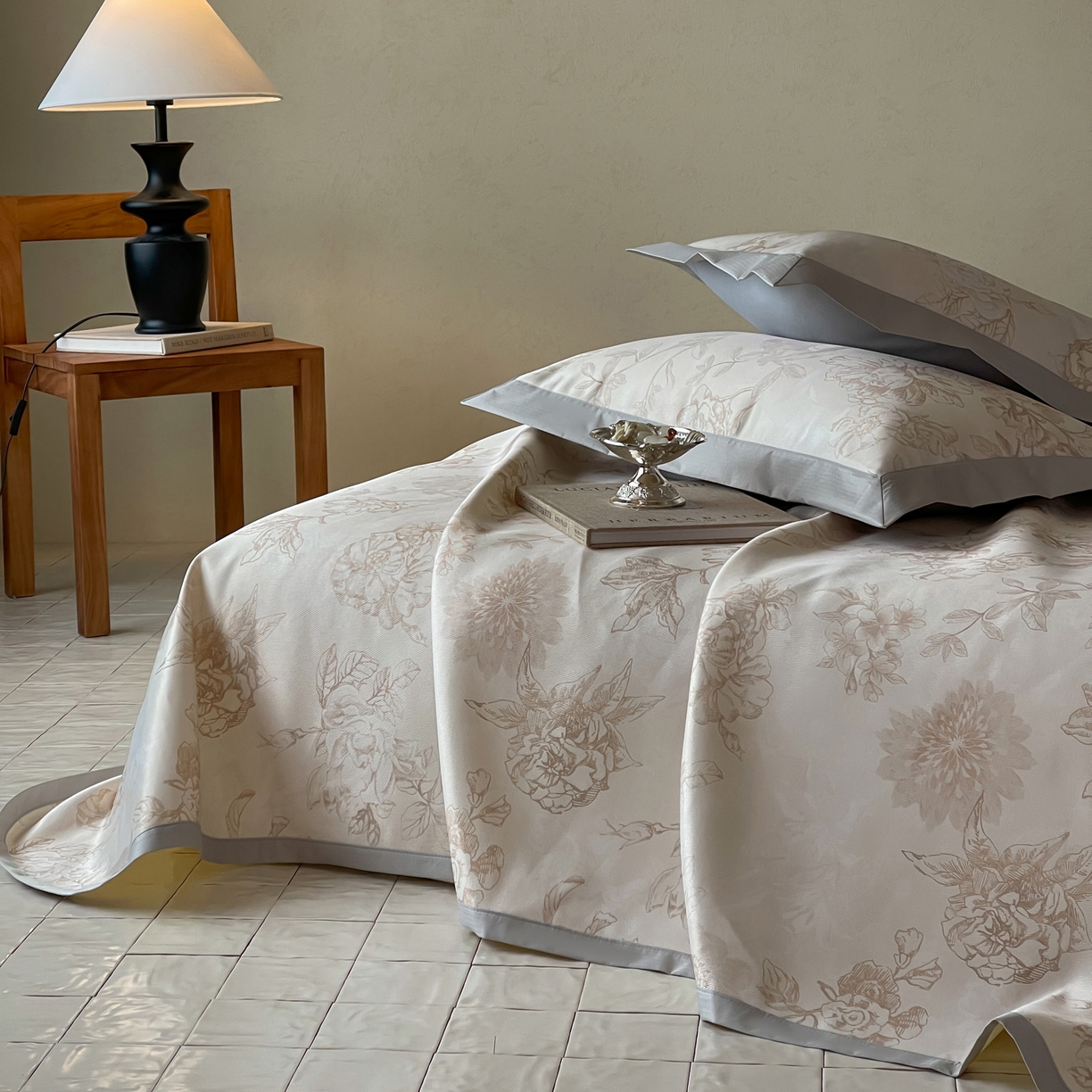 91家纺网 家纺一手货源 找家纺 三味舒屋 2026新款慕奢系列床单冰丝席凉席席子 金枝