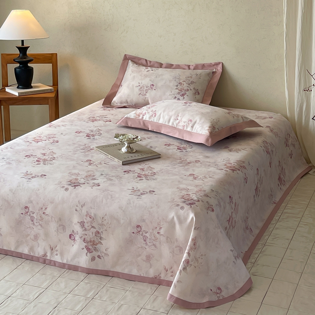 91家纺网 家纺一手货源 找家纺 三味舒屋 2026新款慕奢系列床单冰丝席凉席席子 粉黛