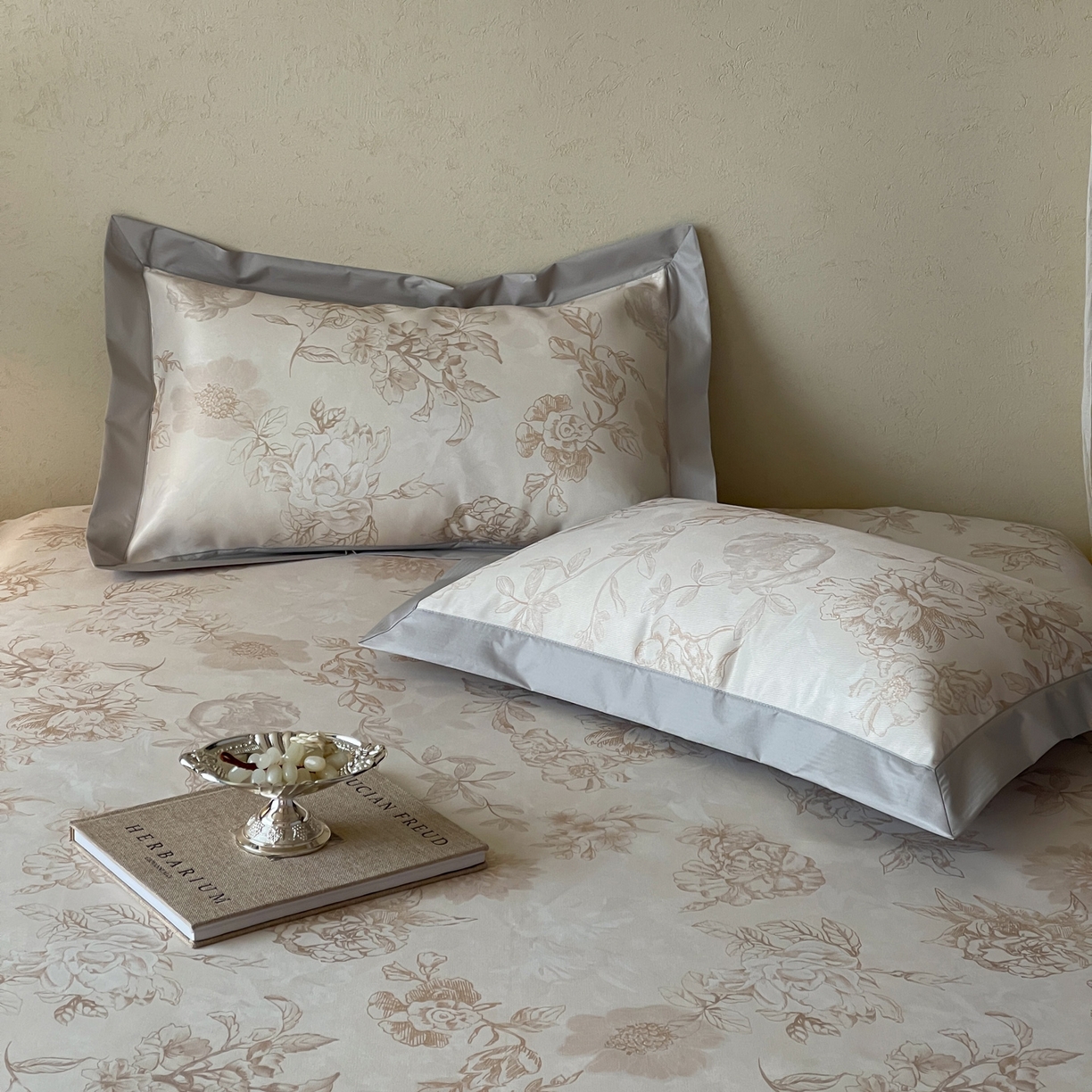 91家纺网 家纺一手货源 找家纺 三味舒屋 2026新款慕奢系列床单冰丝席凉席席子 金枝