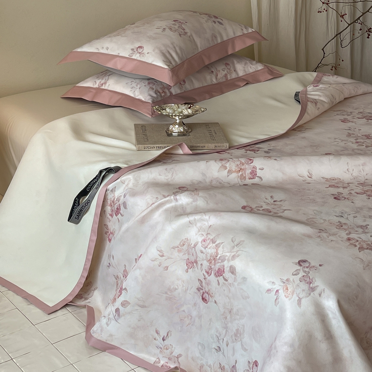 91家纺网 家纺一手货源 找家纺 三味舒屋 2026新款慕奢系列床单冰丝席凉席席子 粉黛