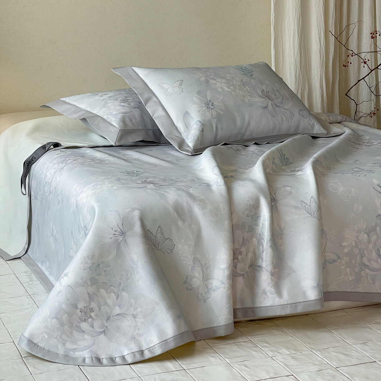 91家纺网 家纺一手货源 找家纺 三味舒屋 2026新款慕奢系列床单冰丝席凉席席子 纷飞