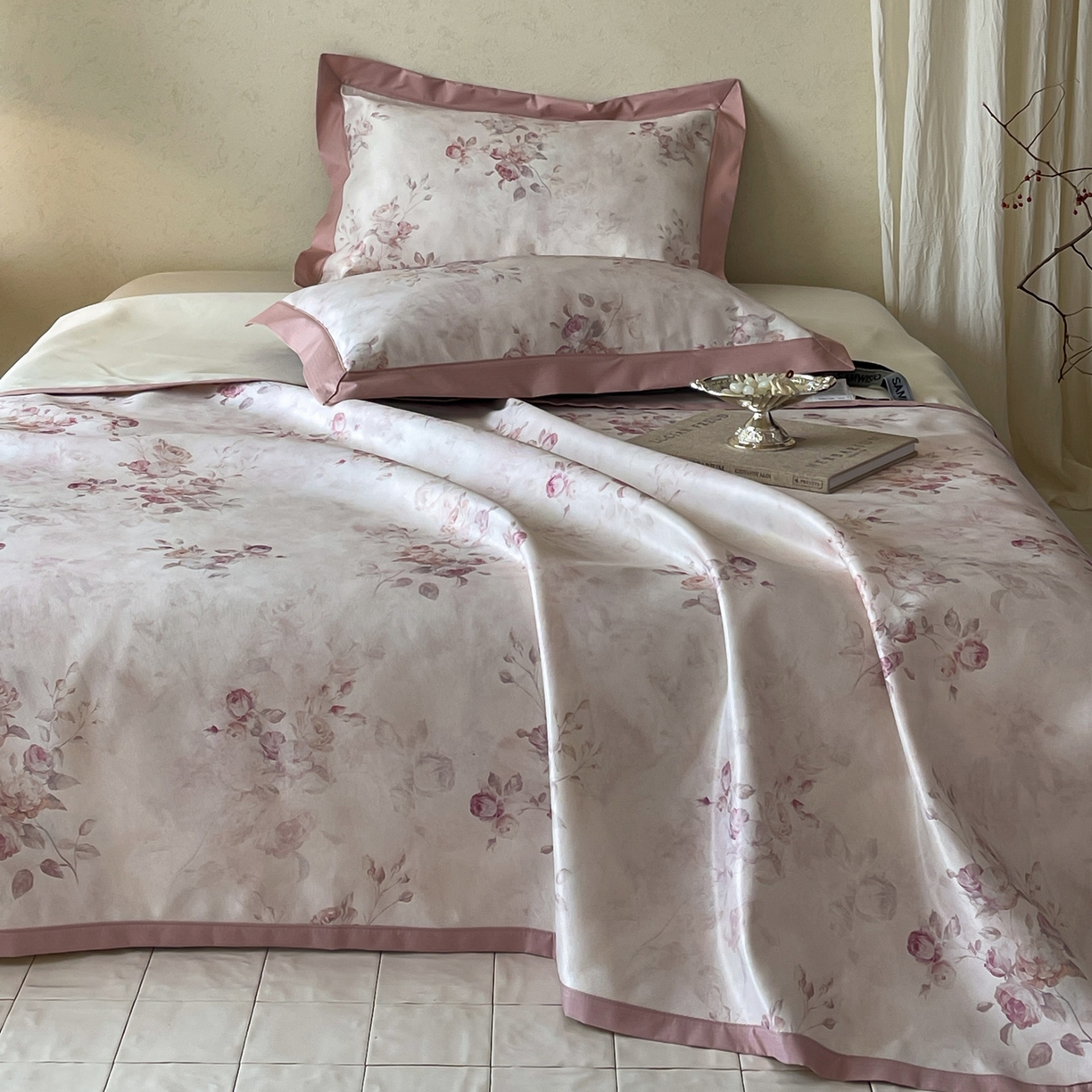 91家纺网 家纺一手货源 找家纺 三味舒屋 2026新款慕奢系列床单冰丝席凉席席子 粉黛