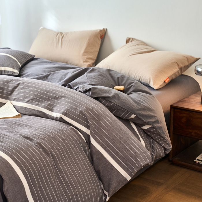 91家纺网 家纺一手货源 找家纺 春皖家纺 2026春夏新款全棉纯棉水洗棉单被套被套单件单品被套 素雅-灰条