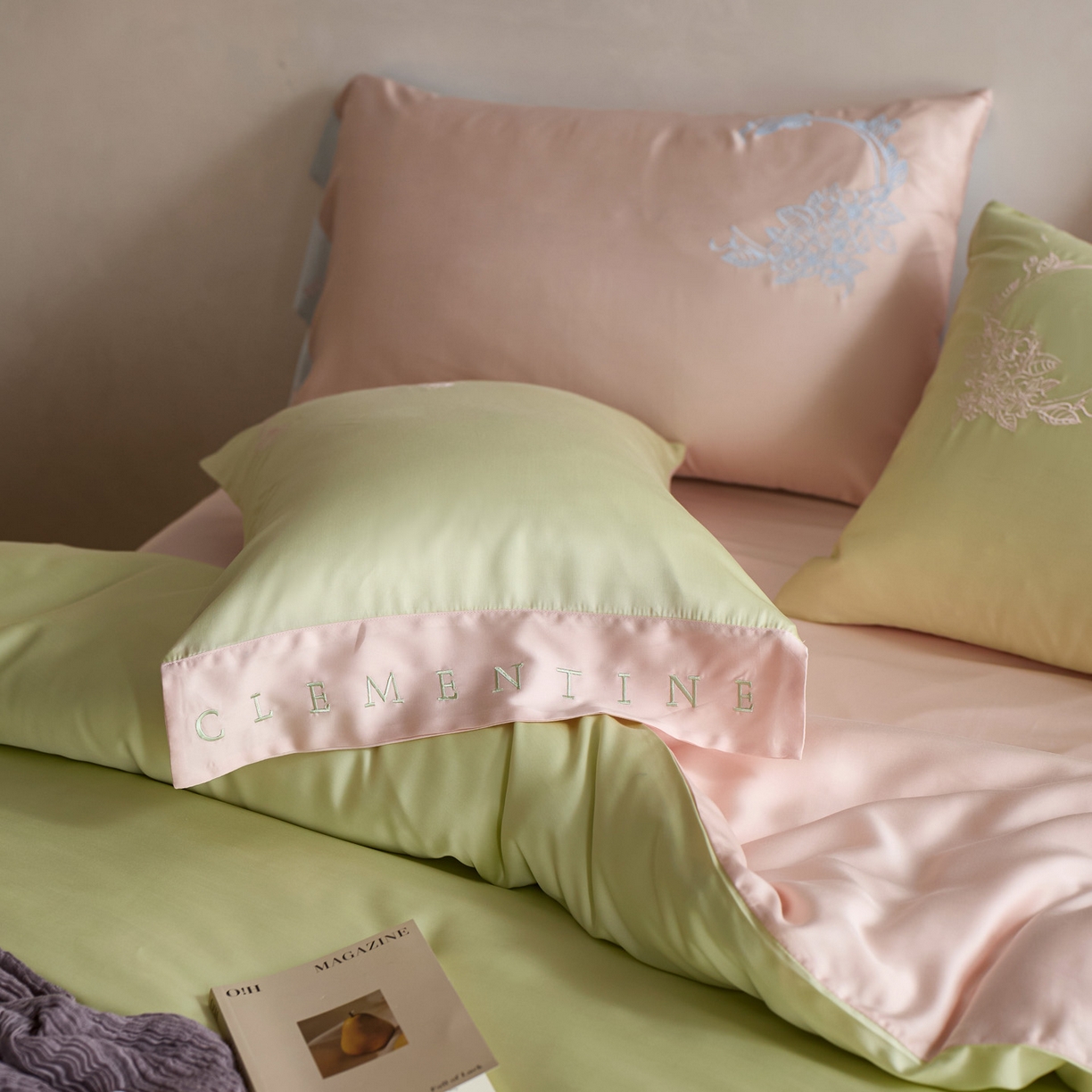 91家纺网 家纺一手货源 找家纺 爱缦 2026新款60s兰精天丝四件套-马吉拉系列-风格一 绿精灵