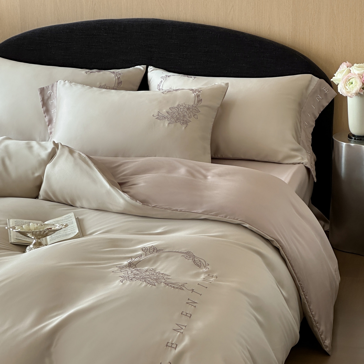 91家纺网 家纺一手货源 找家纺 （总）爱缦 2026新款60s兰精天丝四件套-马吉拉系列-风格二