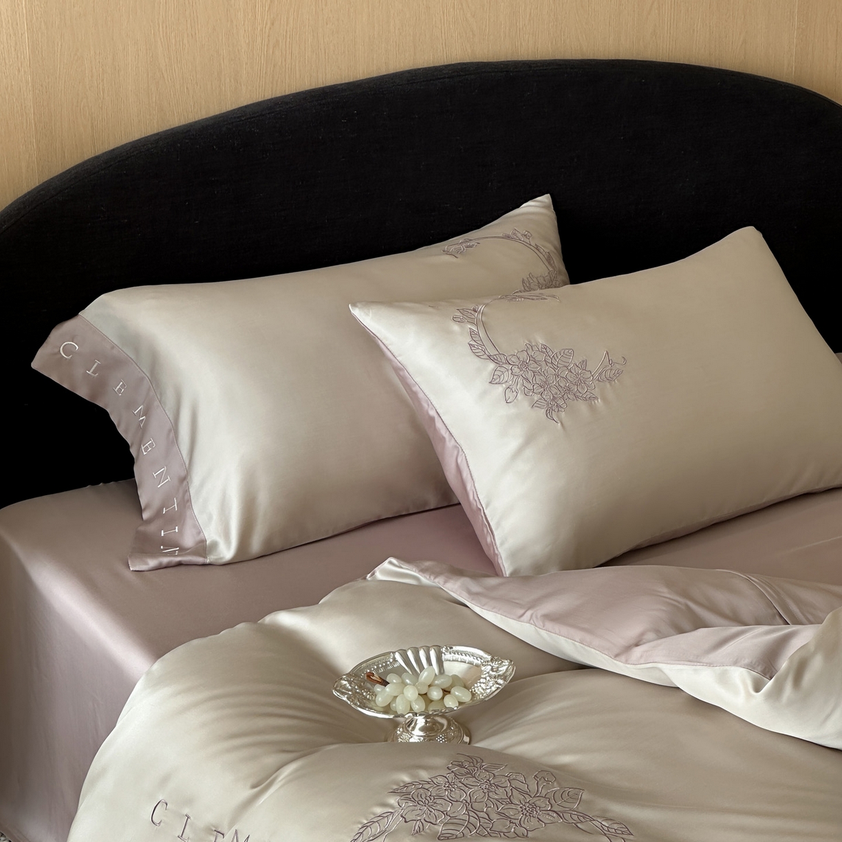 91家纺网 家纺一手货源 找家纺 （总）爱缦 2026新款60s兰精天丝四件套-马吉拉系列-风格二