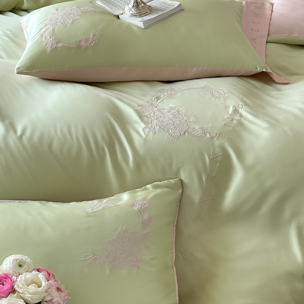 91家纺网 家纺一手货源 找家纺 爱缦 2026新款60s兰精天丝四件套-马吉拉系列-风格二 绿精灵