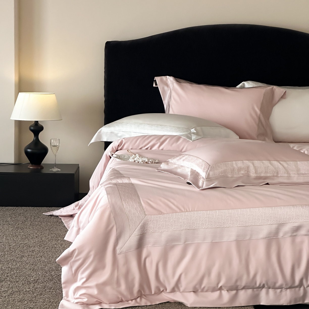 91家纺网 家纺一手货源 找家纺 卡巴伦家纺 2026新款高精密立体压边款四件套-奥黛丽 奥黛丽-粉