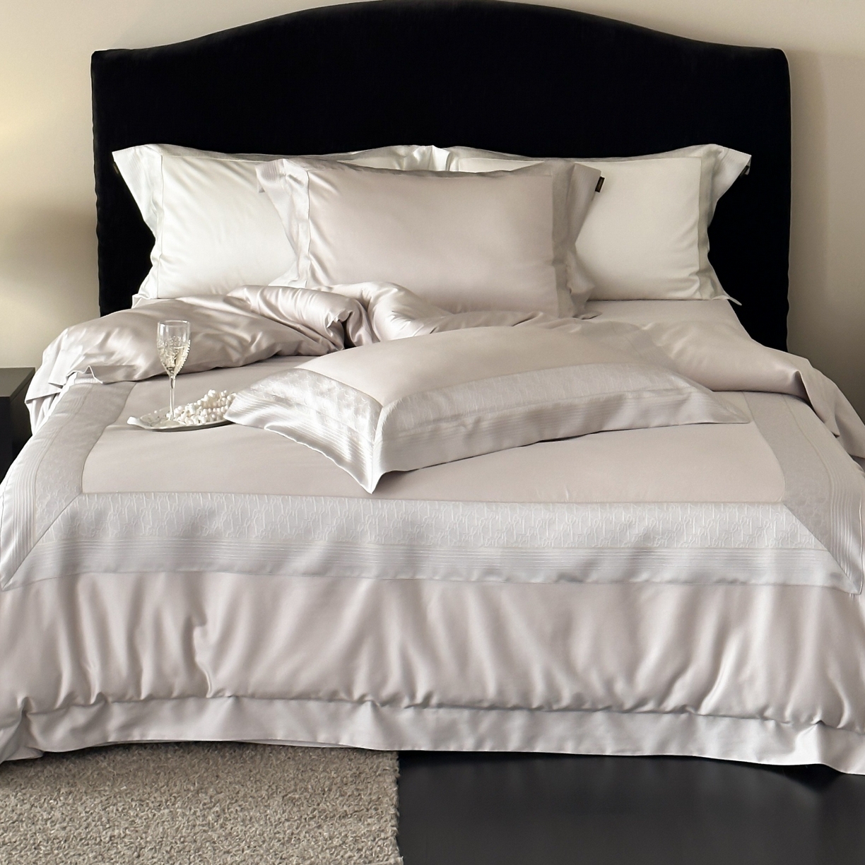 91家纺网 家纺一手货源 找家纺 卡巴伦家纺 2026新款高精密立体压边款四件套-奥黛丽 奥黛丽-灰