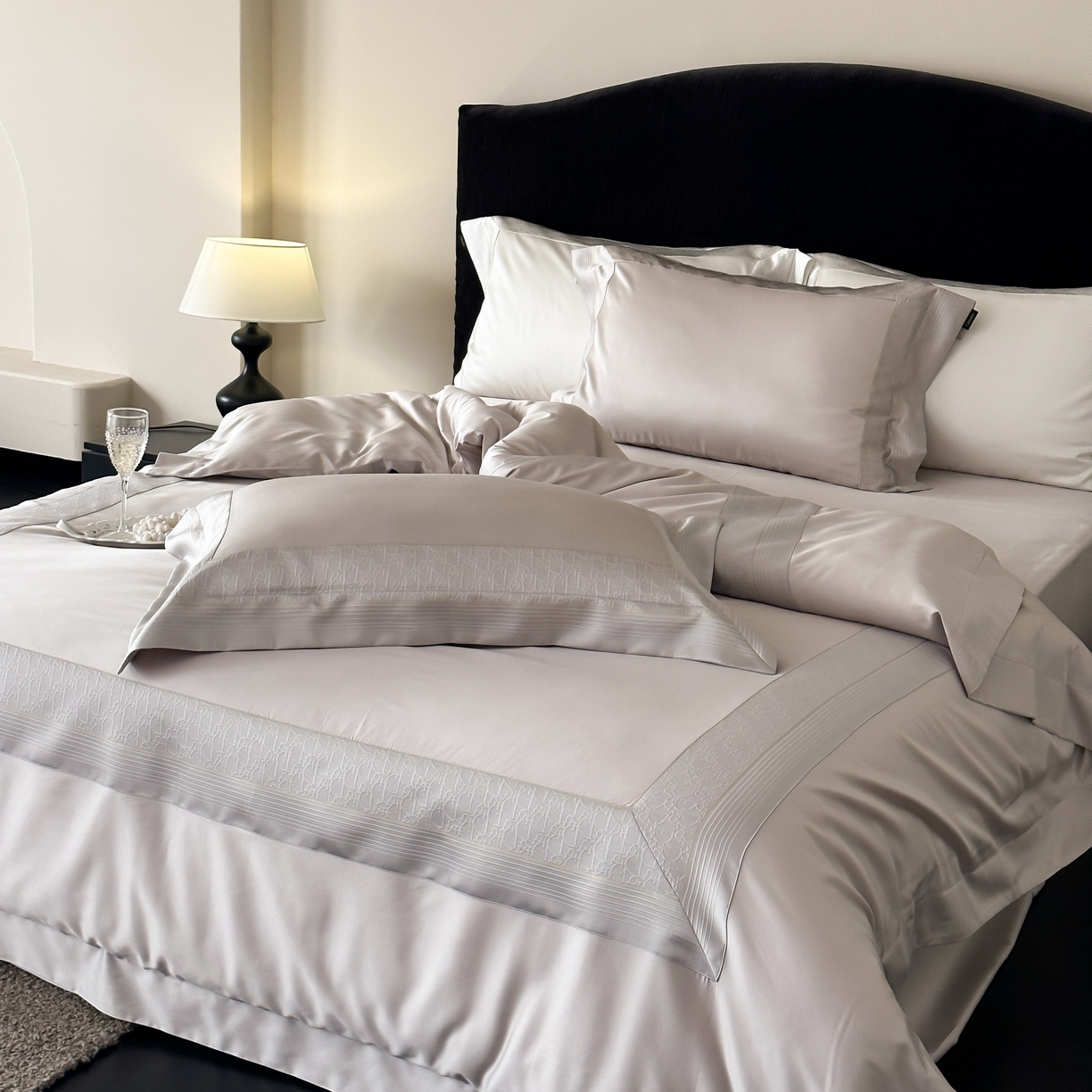 91家纺网 家纺一手货源 找家纺 卡巴伦家纺 2026新款高精密立体压边款四件套-奥黛丽 奥黛丽-灰