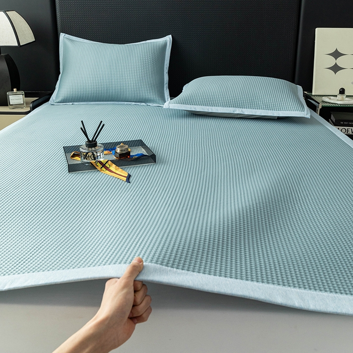 91家纺网 家纺一手货源 找家纺 安哆啦家纺 2026新款480克高端PE冰豆豆软凉席席子 华夫格-冰川蓝