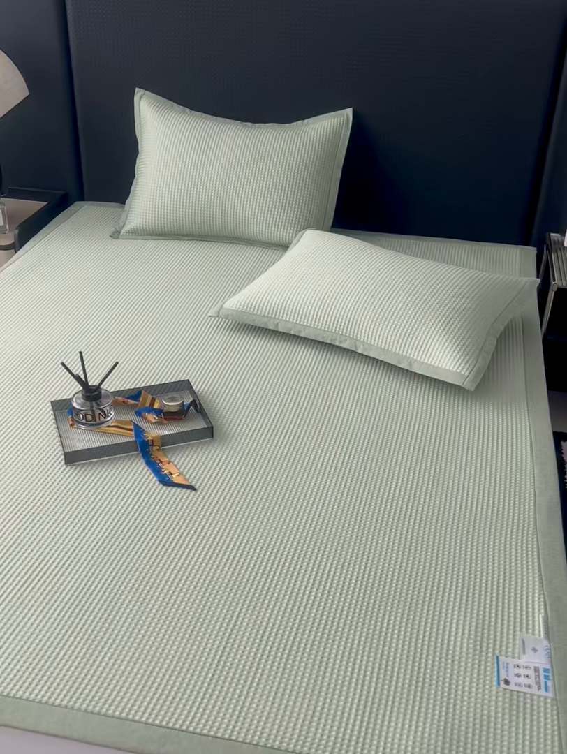 91家纺网 家纺一手货源 找家纺 安哆啦家纺 2026新款480克高端PE冰豆豆软凉席席子 华夫格-抹茶绿