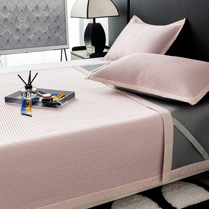 91家纺网 家纺一手货源 找家纺 安哆啦家纺 2026新款480克高端PE冰豆豆软凉席席子 华夫格-樱花粉