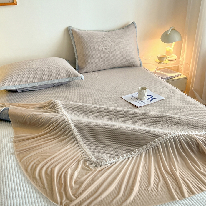 91家纺网 家纺一手货源 找家纺 安哆啦家纺 2026新款公主仙女风480克PE凉感凉豆豆床裙凉席三件套-豆豆床裙 豆豆床裙-香槟金