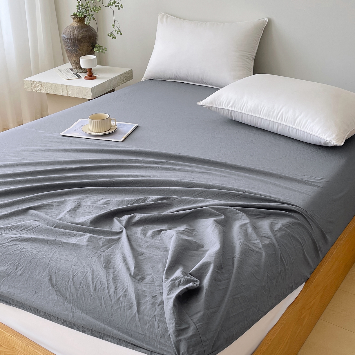 91家纺网 家纺一手货源 找家纺 春皖家纺 2026春夏新款全棉纯棉水洗棉单品系列床笠单件床笠单品-B版单床笠 素雅墨灰