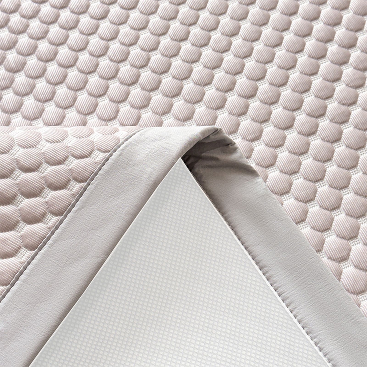 91家纺网 家纺一手货源 找家纺 几禾 2026新款大豆豆刺绣款席子凉席-小熊饼干 香芋紫-床席款