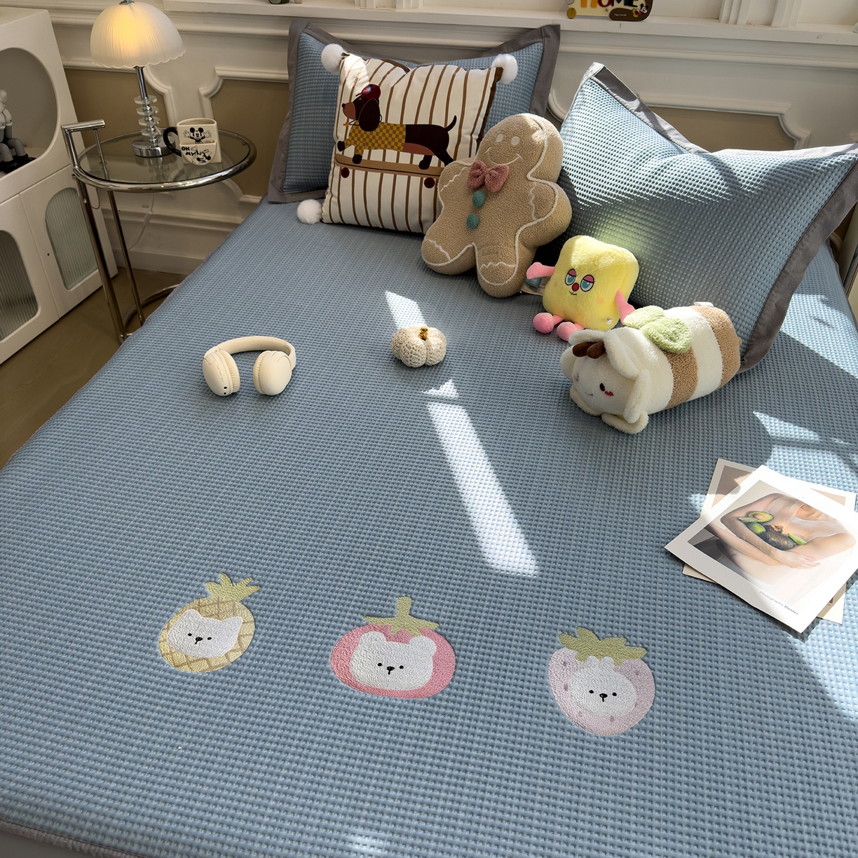 91家纺网 家纺一手货源 找家纺 几禾 2026新款华夫格刺绣款席子凉席 奶冻喵-湖蓝-床笠款