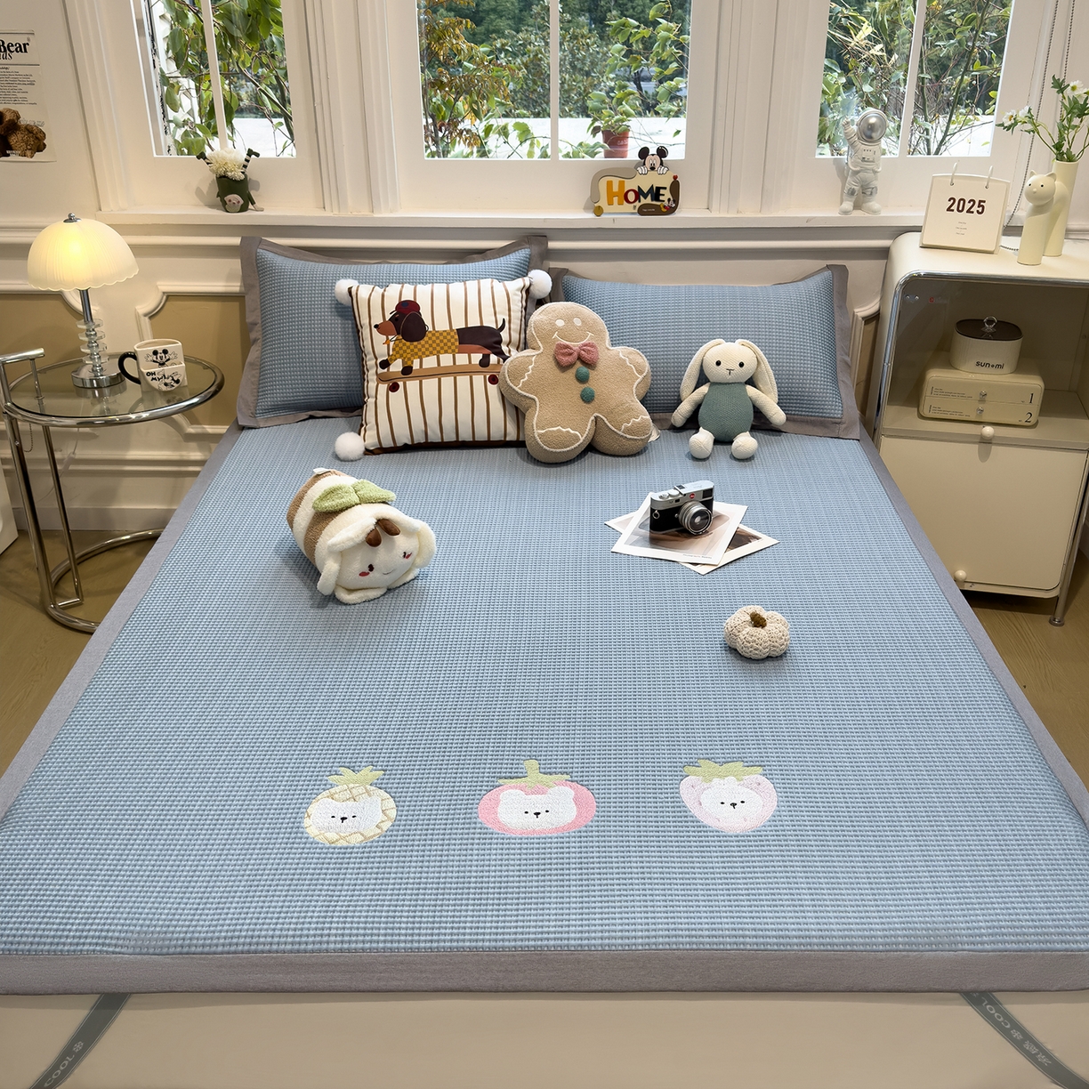 91家纺网 家纺一手货源 找家纺 几禾 2026新款华夫格刺绣款席子凉席 奶冻喵-蓝-床席款