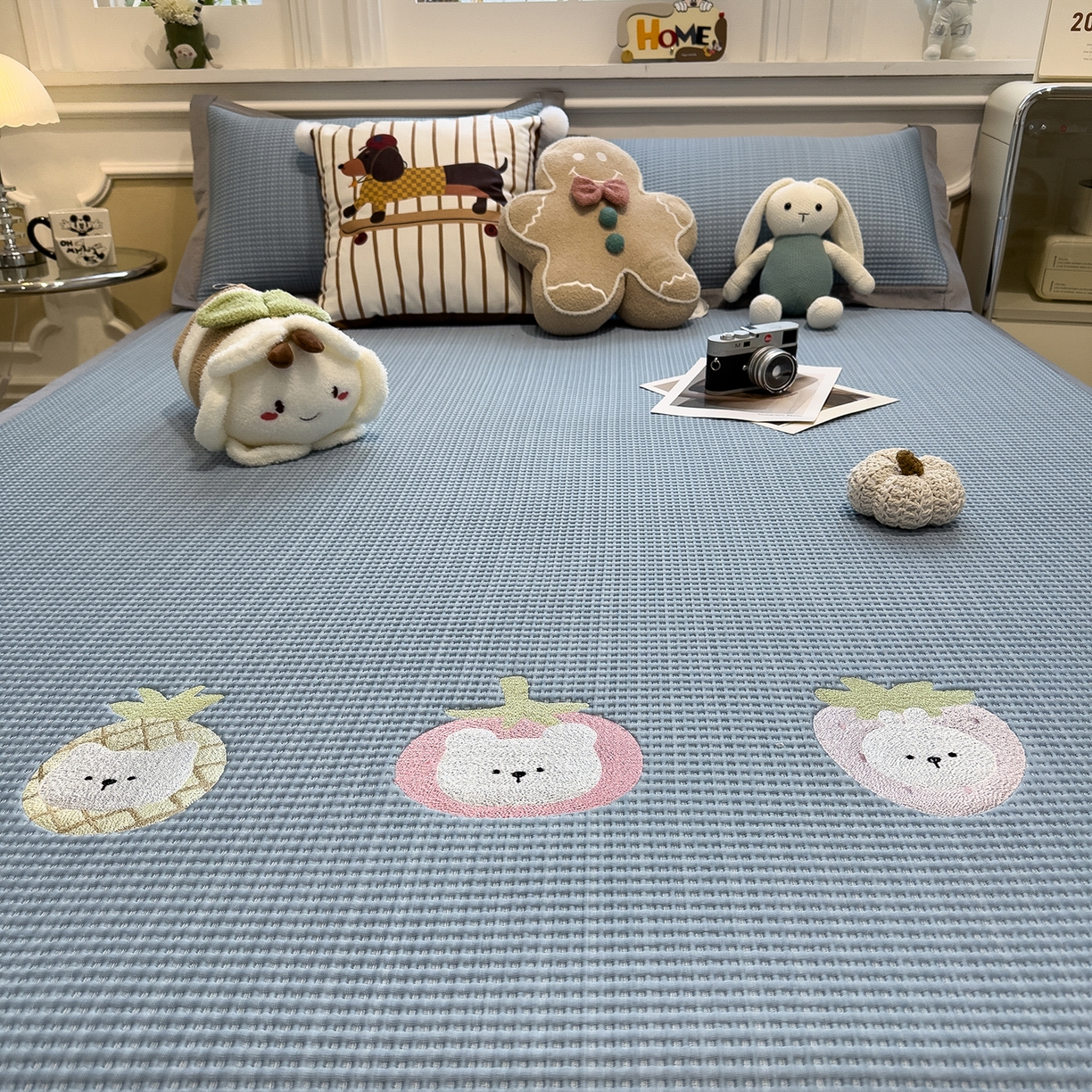 91家纺网 家纺一手货源 找家纺 几禾 2026新款华夫格刺绣款席子凉席 奶冻喵-蓝-床席款