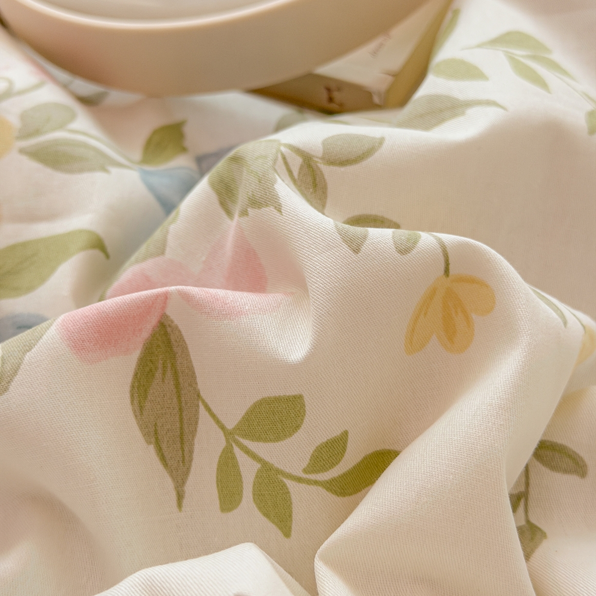 91家纺网 家纺一手货源 找家纺 简宜家居（朝初家纺） 2026新款全棉花边夏被全棉床盖夏被四件套 蕾丝花镜