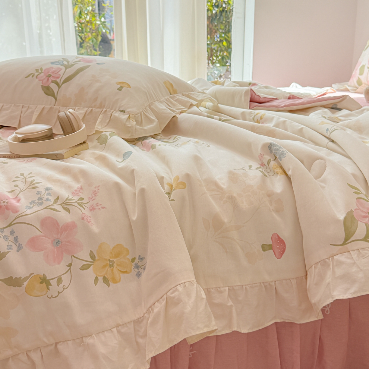 91家纺网 家纺一手货源 找家纺 简宜家居（朝初家纺） 2026新款全棉花边夏被全棉床盖夏被四件套 蕾丝花镜