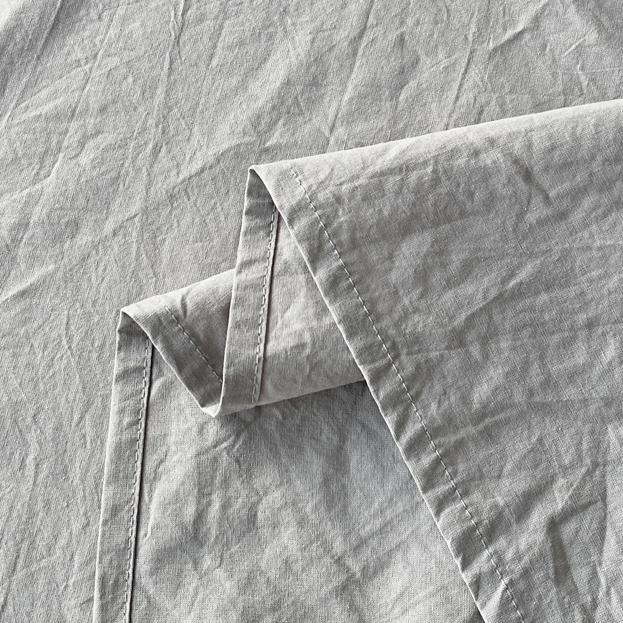 91家纺网 家纺一手货源 找家纺 春皖家纺 2026春夏新款全棉纯棉水洗棉单品系列床单单件床单单品-B版单床单 素雅浅灰