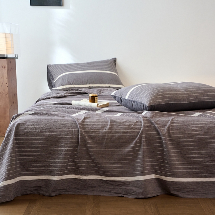 91家纺网 家纺一手货源 找家纺 春皖家纺 2026春夏新款全棉纯棉水洗棉单品系列床单单件床单单品-A版单床单 素雅-灰条