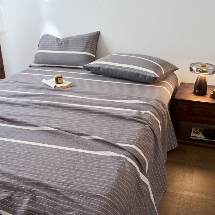 91家纺网 家纺一手货源 找家纺 春皖家纺 2026春夏新款全棉纯棉水洗棉单品系列床单单件床单单品-A版单床单 素雅-灰条