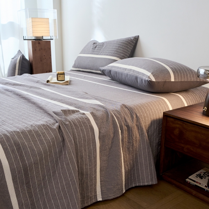 91家纺网 家纺一手货源 找家纺 春皖家纺 2026春夏新款全棉纯棉水洗棉单品系列床单单件床单单品-A版单床单 素雅-灰条