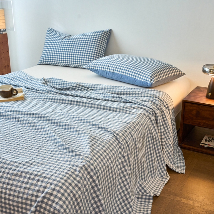 91家纺网 家纺一手货源 找家纺 春皖家纺 2026春夏新款全棉纯棉水洗棉单品系列床单单件床单单品-A版单床单 素雅-蓝小格