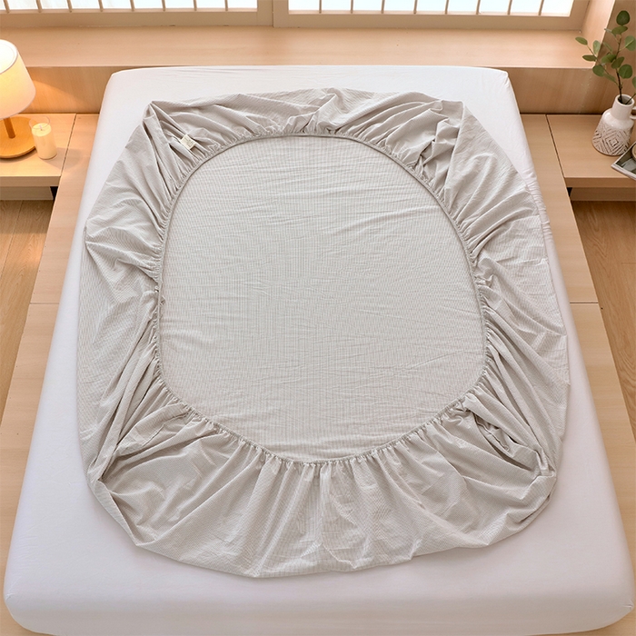 91家纺网 家纺一手货源 找家纺 春皖家纺 2026春夏新款全棉纯棉水洗棉单品系列床笠单件床笠单品-A版单床笠 细条灰