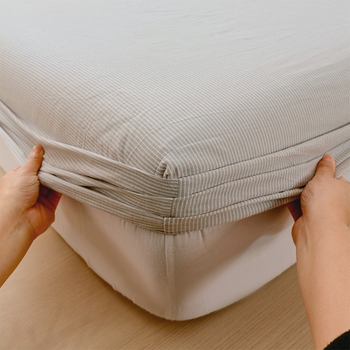 91家纺网 家纺一手货源 找家纺 春皖家纺 2026春夏新款全棉纯棉水洗棉单品系列床笠单件床笠单品-A版单床笠 细条灰