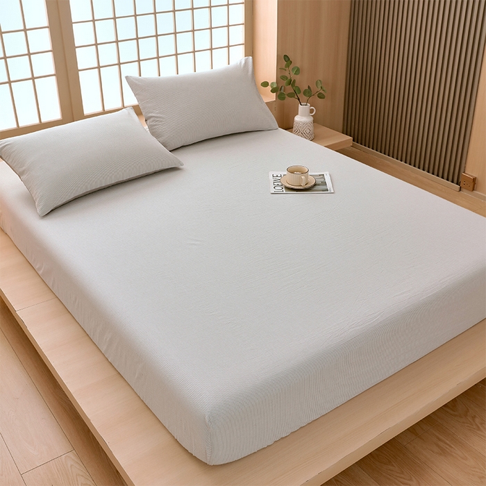 91家纺网 家纺一手货源 找家纺 春皖家纺 2026春夏新款全棉纯棉水洗棉单品系列床笠单件床笠单品-A版单床笠 细条灰