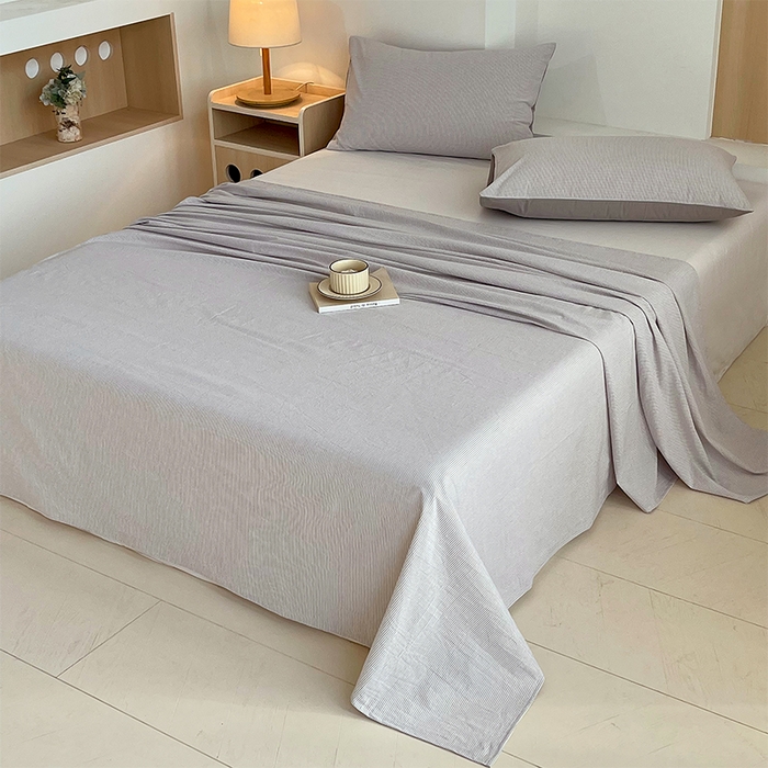 91家纺网 家纺一手货源 找家纺 春皖家纺 2026春夏新款全棉纯棉水洗棉单品系列床单单件床单单品-A版单床单 细条灰