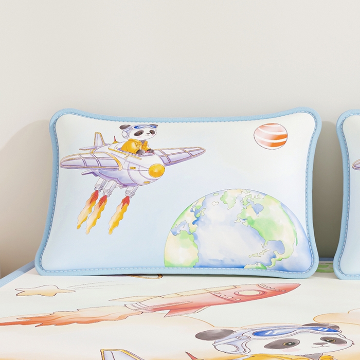 91家纺网 家纺一手货源 找家纺 奇丝雅 2026夏季A类数码印花卡通冰丝凉席枕套凉感家用儿童可机洗单人学生宿舍48×74 星际漫游