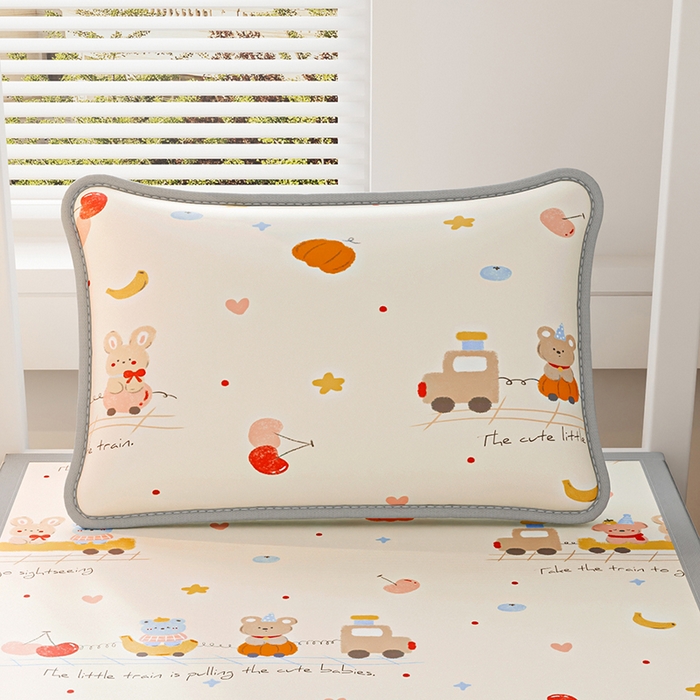 91家纺网 家纺一手货源 找家纺 奇丝雅 2026夏季A类数码印花卡通冰丝凉席枕套凉感家用儿童可机洗单人学生宿舍48×74 萌宝小火车