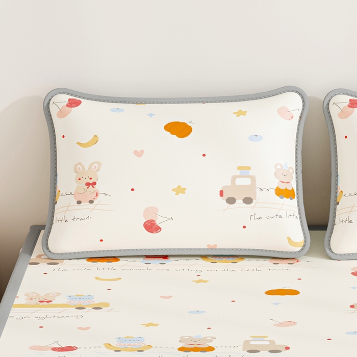 91家纺网 家纺一手货源 找家纺 奇丝雅 2026夏季A类数码印花卡通冰丝凉席枕套凉感家用儿童可机洗单人学生宿舍48×74 萌宝小火车