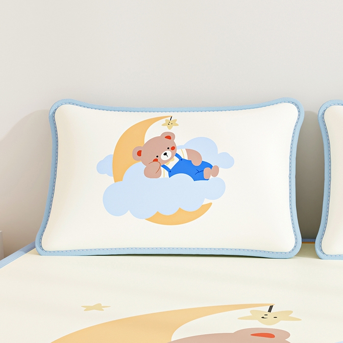 91家纺网 家纺一手货源 找家纺 奇丝雅 2026夏季A类数码印花卡通冰丝凉席枕套凉感家用儿童可机洗单人学生宿舍48×74 月亮熊