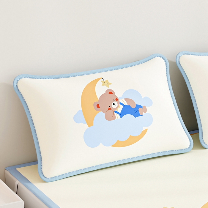 91家纺网 家纺一手货源 找家纺 奇丝雅 2026夏季A类数码印花卡通冰丝凉席枕套凉感家用儿童可机洗单人学生宿舍48×74 月亮熊