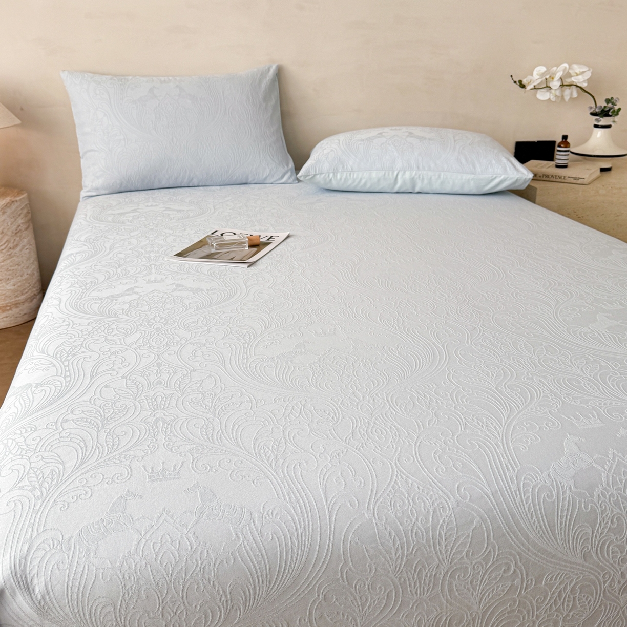 91家纺网 家纺一手货源 找家纺 眠博士 2026新款全棉提花床单单床单床单单件 冠马踏云-嫩蓝