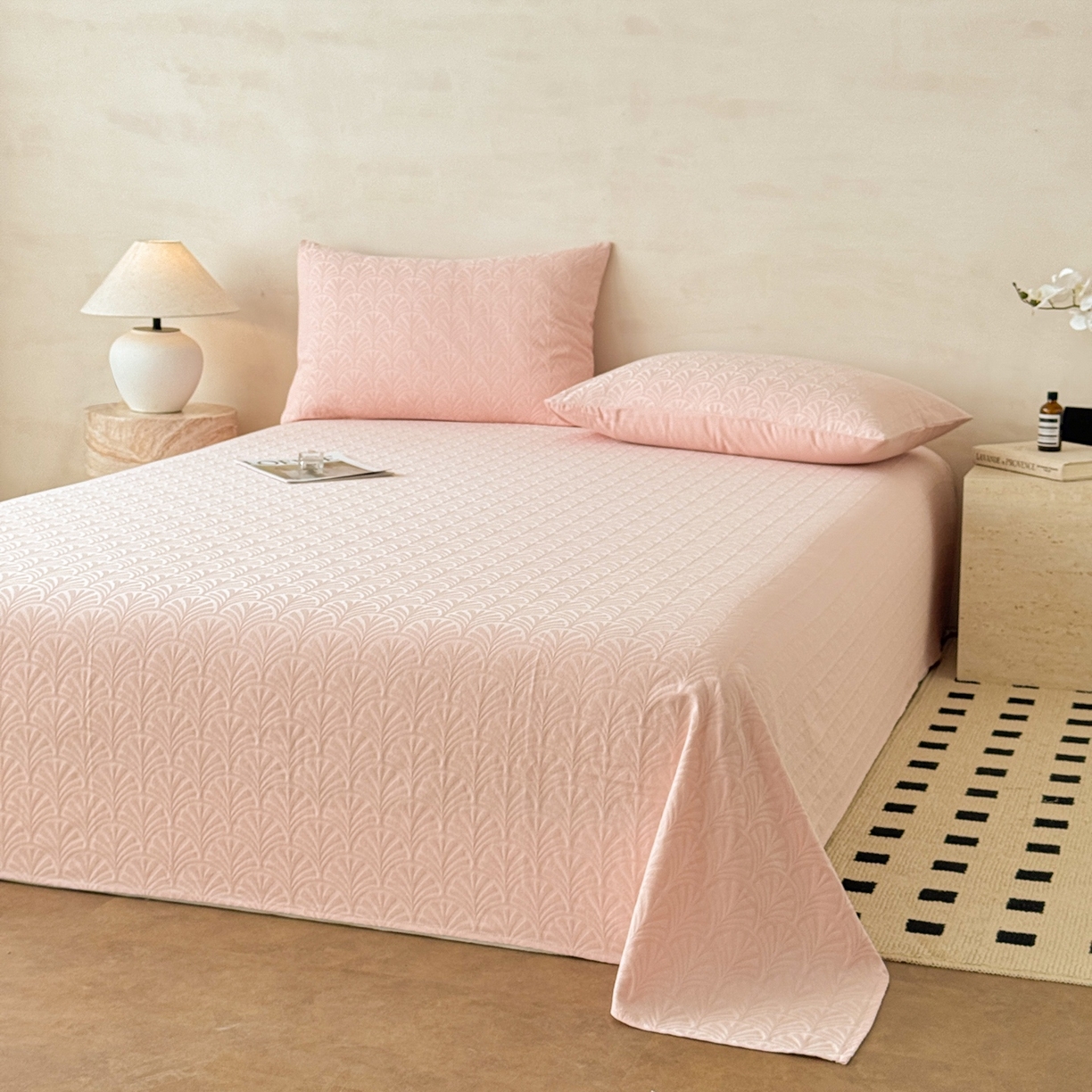 91家纺网 家纺一手货源 找家纺 眠博士 2026新款全棉提花床单单床单床单单件 杏影-粉