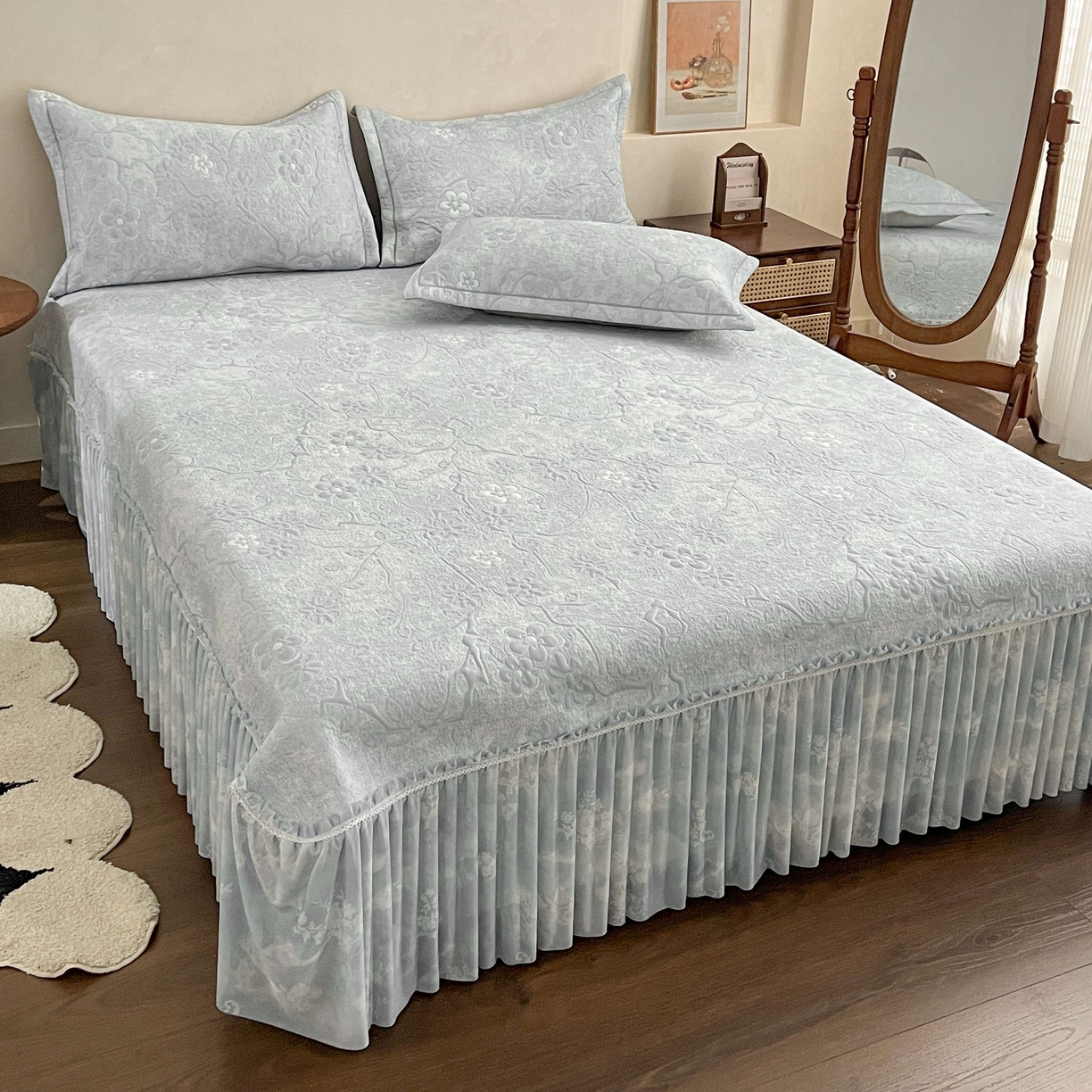 91家纺网 家纺一手货源 找家纺 宅家居 2026春夏新款PE高分子复合软提花凉席豆豆席大床裙三件套-暗香系列 暗香-灰色