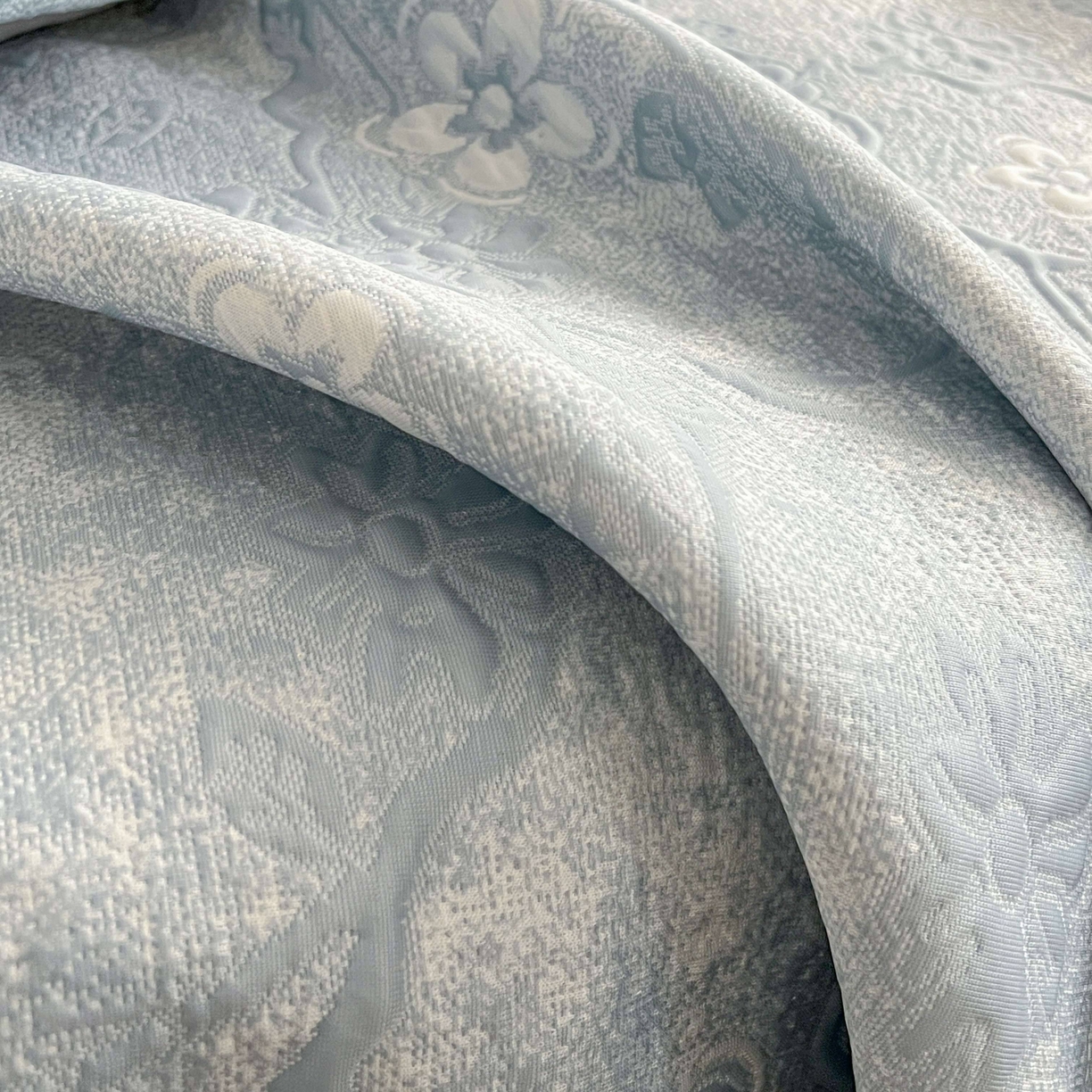 91家纺网 家纺一手货源 找家纺 宅家居 2026春夏新款PE高分子复合软提花凉席豆豆席大床裙三件套-暗香系列 暗香-蓝色