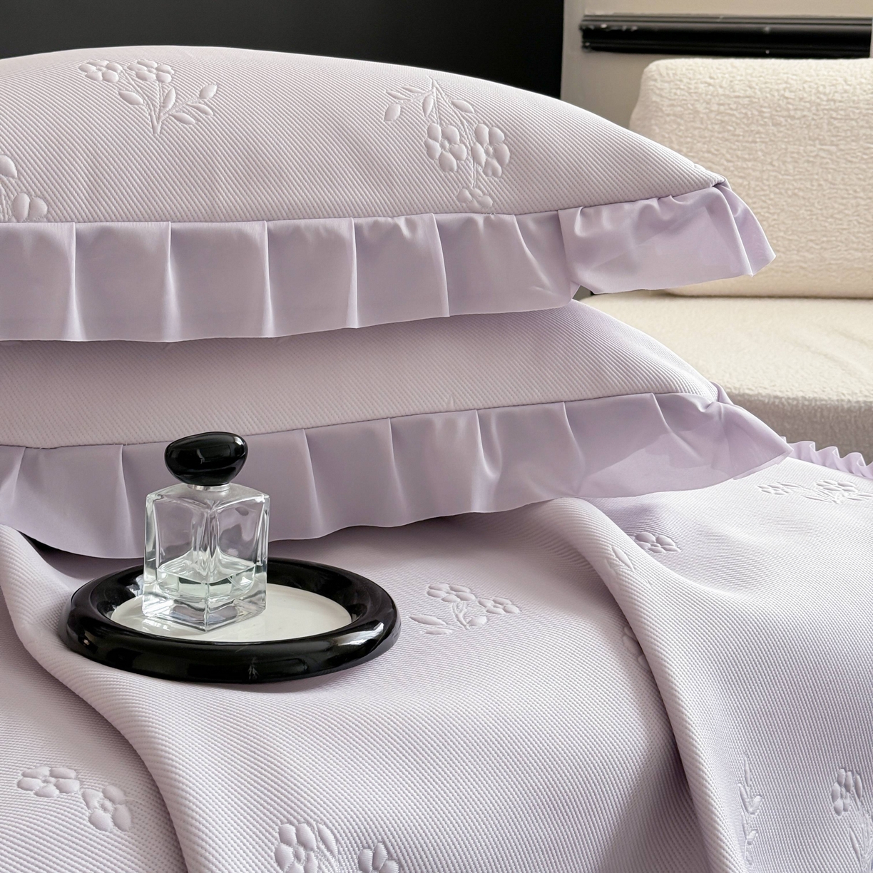 91家纺网 家纺一手货源 找家纺 宅家居 2026春夏新款PE高分子复合软凉席豆豆席大床裙三件套-小花系列 小花-紫色